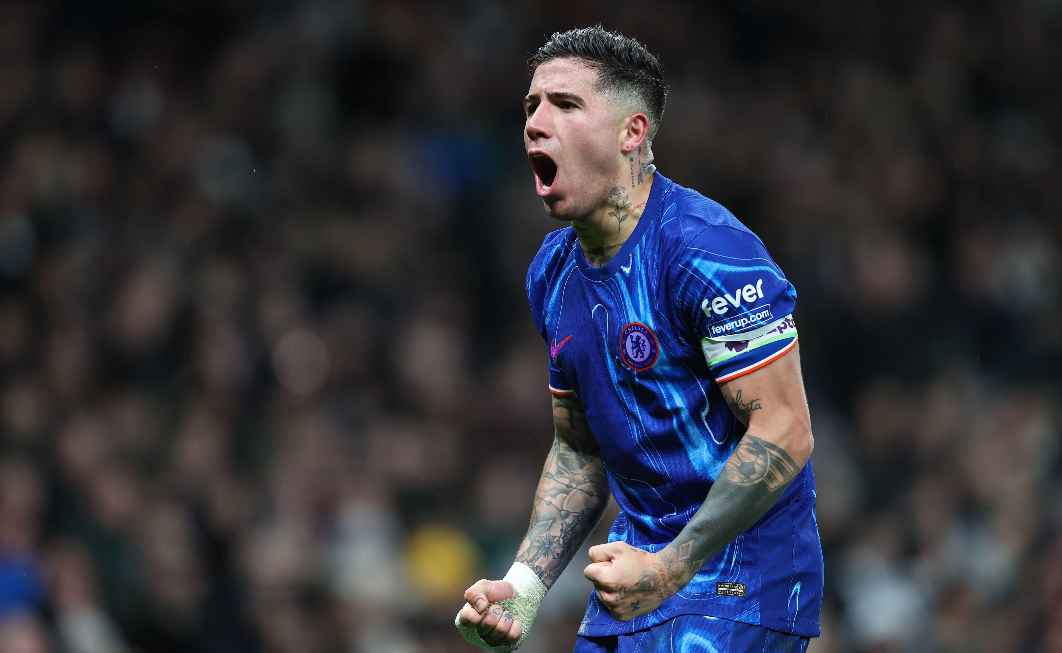 她之前的亚 她之前的亚