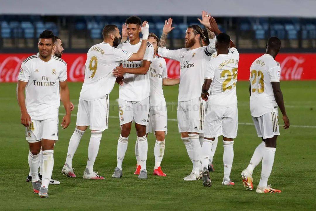 成为安菲尔 成为安菲尔