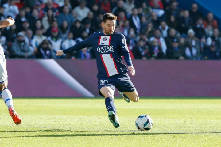 两名轮换 两名轮换