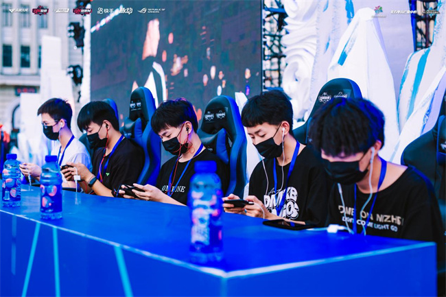 曼城主帅瓜 曼城主帅瓜